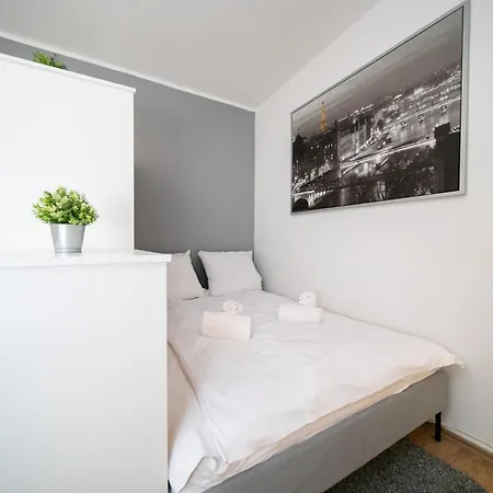 - Zentral - Messe In 15 Minuten Apartment Düsseldorf